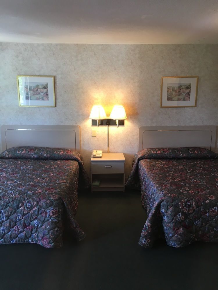 The Springwater Inn Ιθάκη Εξωτερικό φωτογραφία