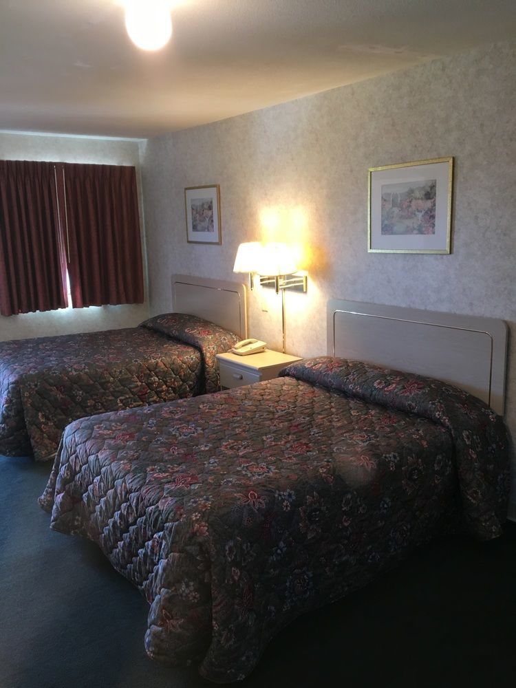 The Springwater Inn Ιθάκη Εξωτερικό φωτογραφία